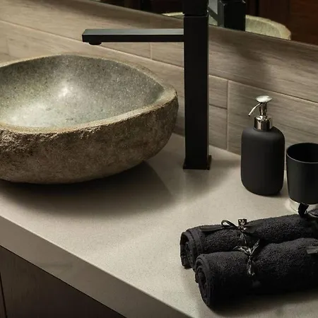 Apartment 201m2 Velvet Senses *
